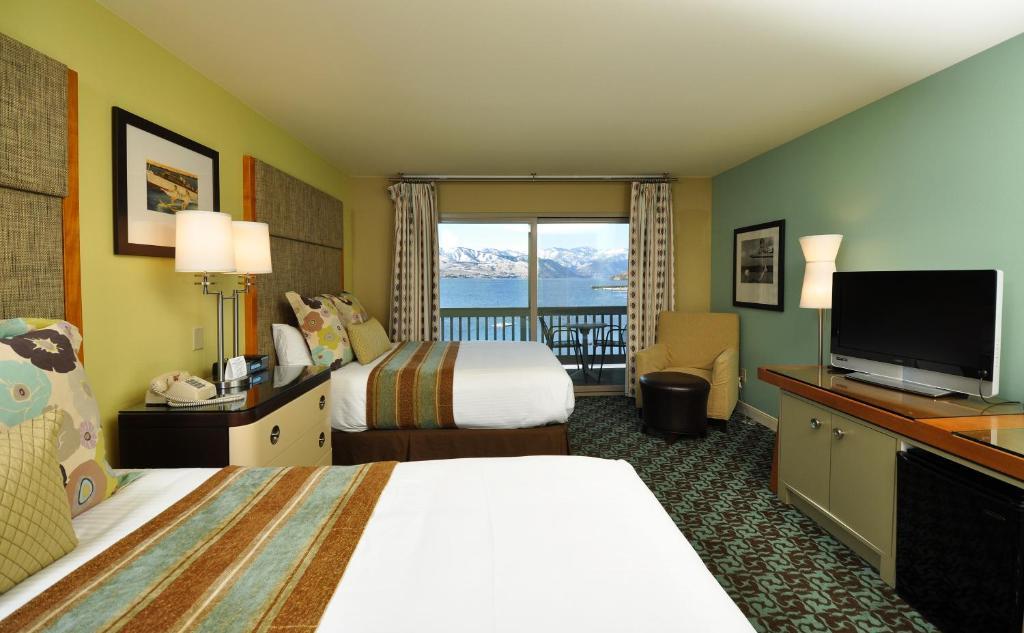 Campbell'S Resort On Lake Chelan Room photo